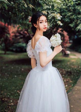 盛世宠婚顾少轻点疼顾子言